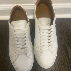Givenchy mens sneaker